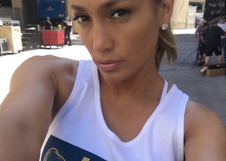 Jennifer Lopez Butt Pics 43