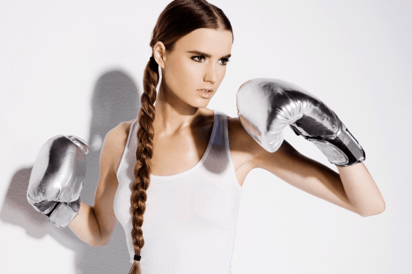 10 Effortlessly Chic Gym & Workout Hairstyles | John Frieda