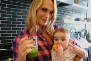 The glowing green smoothie that kick-starts Molly Sims' day