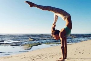 The 7 happiness secrets Instagram star and yogi Sjana Elise Earp swears by