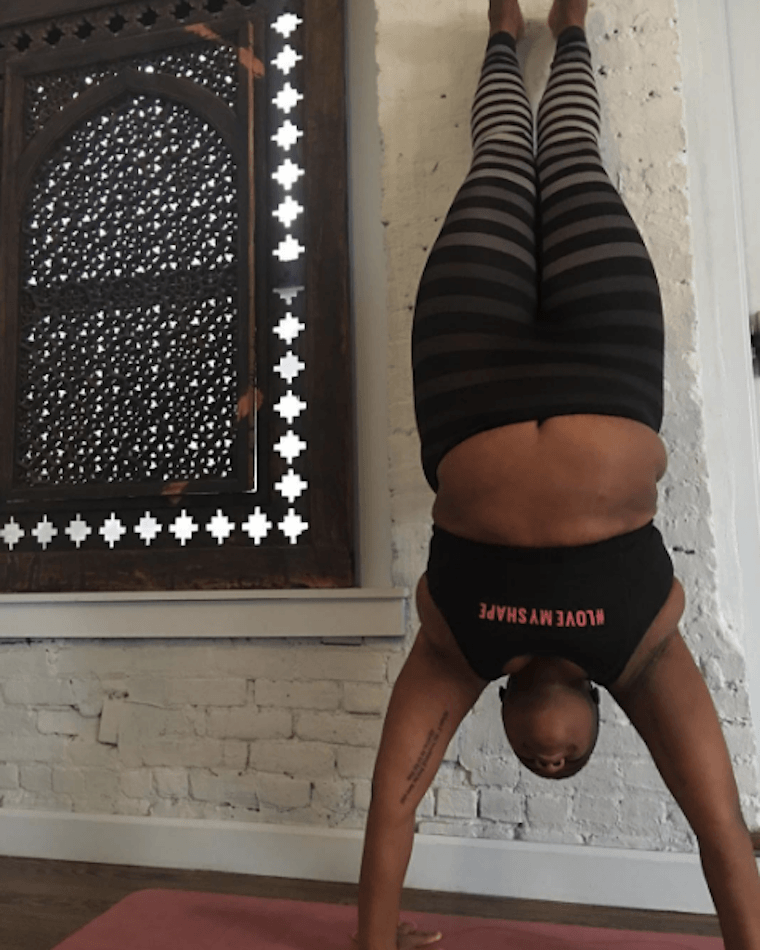 Get Your Mind and Body Right with Jessamyn Stanley's Favorite Yoga Poses - Jessamyn  Stanley