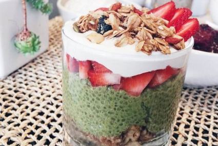 This Matcha Chia Pudding Recipe Is What a.M. Dreams Are Made Of