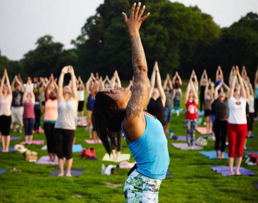 The 10 Best Outdoor Yoga and Fitness Experiences in NYC This Summer