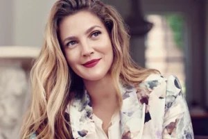 How to become a "financial grownup," according to Drew Barrymore