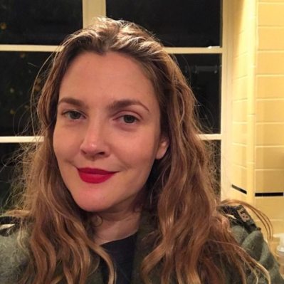 The Easy Way Drew Barrymore Gets an Otherworldly Glow