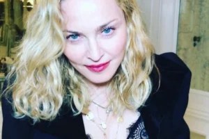 The genius anti-inflammatory bath ingredient Madonna swears by