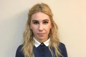 The one thing Zosia Mamet's been doing since she was a teen for clear skin