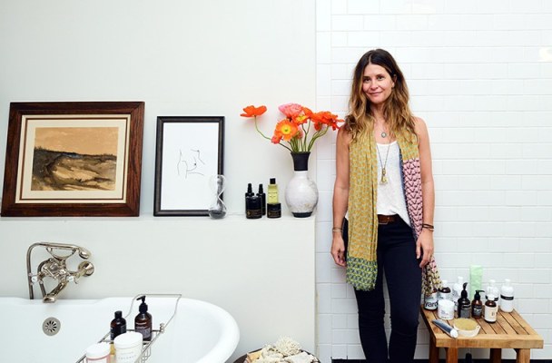 How to Develop a Rejuvenating Bathroom Ritual Like a Clean-Beauty Expert