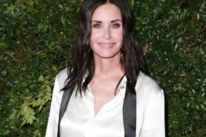 4 things Courteney Cox does daily to bring out her inner beauty