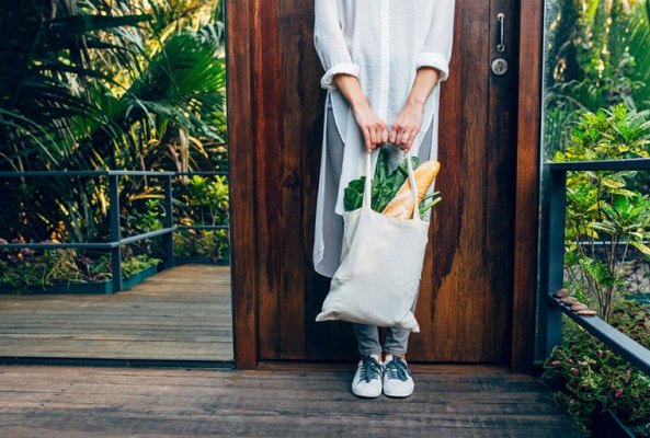 6 Food Shopping Mistakes a Nutritionist Wishes Healthy People Would Stop Making