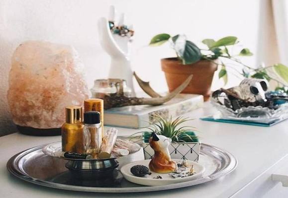 5 Ways to Transform Your Home With a Himalayan Salt Lamp