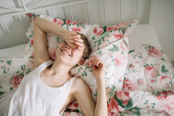The 7 Natural Beauty Products You Need When You're Exhausted