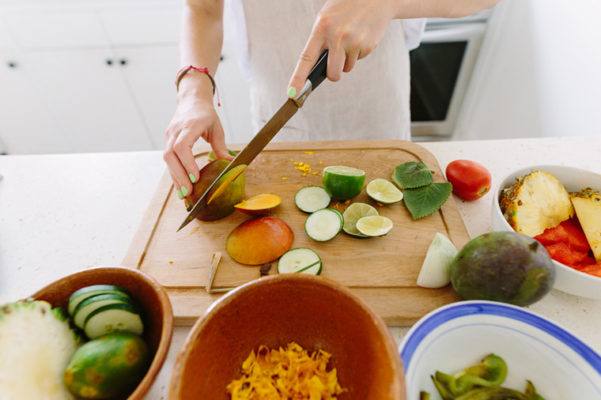 12 Kitchen Items That Make Meal Prep *so* Much Easier