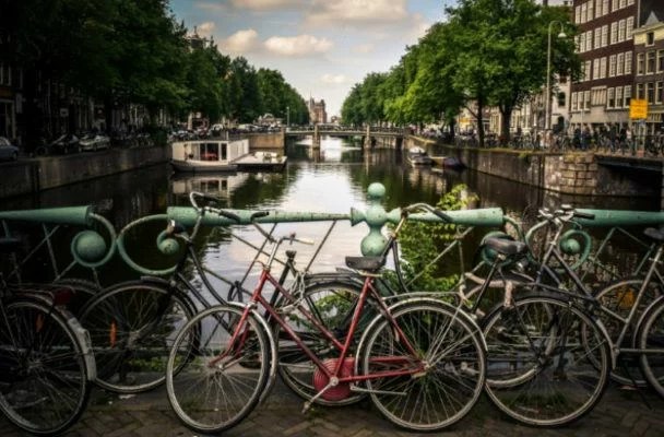 Amsterdam is a good travel destination for solo female travelers.