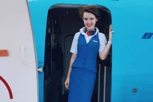 These are the hacks flight attendants use to drink more water on planes