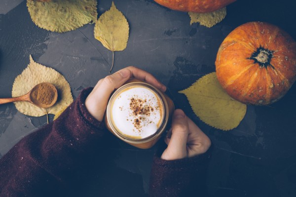 This Delicious Dairy-Free Pumpkin Spice Latte Recipe Is Bursting With Anti-Inflammatory Benefits