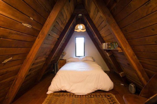 7 Modern Cabins You Can Book on Airbnb Right Now, to Unplug in Style