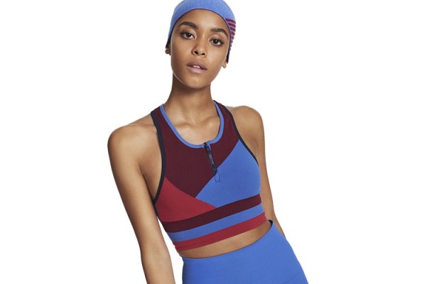 Why Is Everyone in Activewear Obsessed With This Color Combo Right Now?