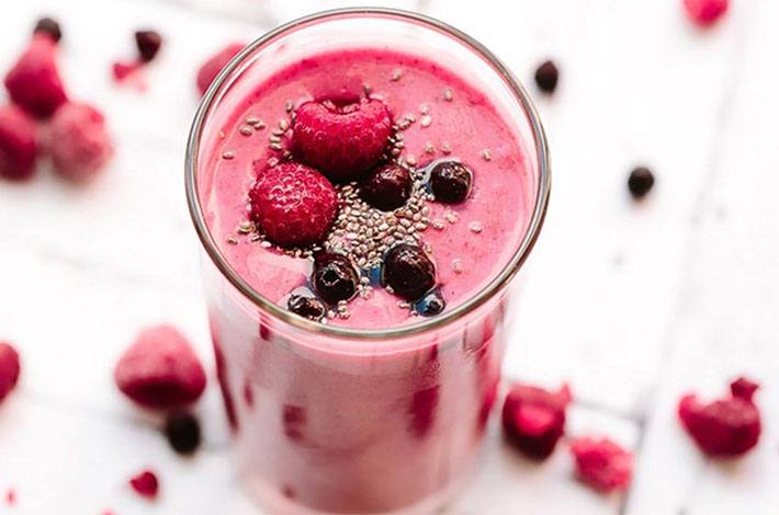 9 SUPER-FILLING SMOOTHIE RECIPES TO HELP YOU LIVE THAT HIGH-FIBE LIFE