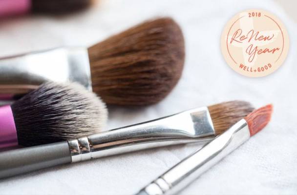 How to Clean Your Makeup Brushes, According to a Makeup Artist