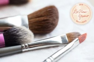 How to clean your makeup brushes, according to a makeup artist