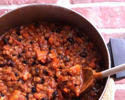 This Vegetarian Chili Recipe With Sweet Potato Is About to Be Your New Go-To