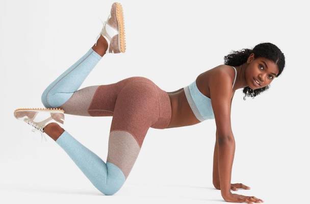 8 Pairs of Warm and Cozy Leggings for Your Winter Workouts
