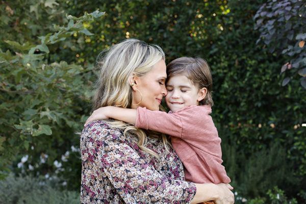 5 Super-Relatable Tricks Molly Sims Uses to Battle Stress