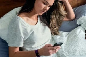 Fitbit sleep study reveals women may snag more sleep than men