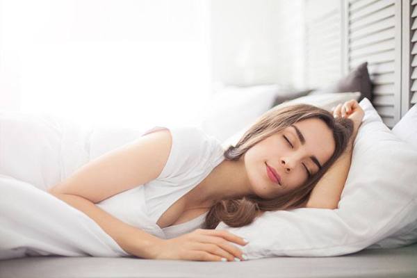 Getting More Sleep May Minimize Your Sugar Intake, New Study Shows