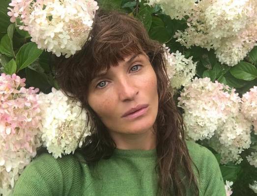 This Is the Old School Beauty Ritual Supermodel Helena Christensen Swears By