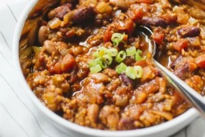 How to make a vegan chili loaded with protein and spice—and no processed ingredients