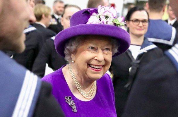 Queen Elizabeth Is Pushing to Give Buckingham Palace an Eco-Friendly Makeover