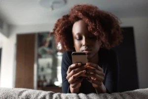 Want to know if you’re exhibiting signs of depression? Check your texts