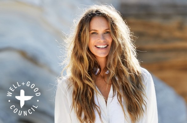 The 4 Savvy Ways Elle Macpherson Stays Energized and Motivated