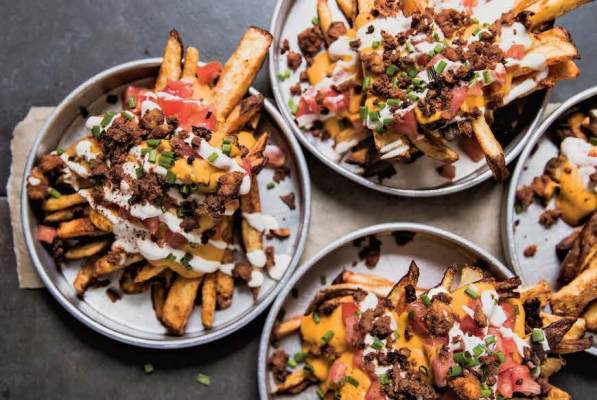 These Healthier, Loaded Fries Are About to Be Your New Late-Night Snack