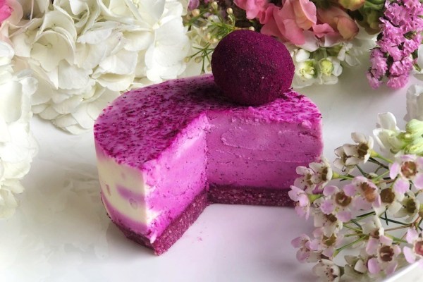 Channel Warm-Weather Vibes With This Dreamy Dairy-Free Dragonfruit "Cheesecake"