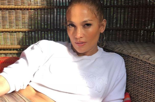 The One Move J.Lo's Trainer Has Her Do to Tone *Everything* From the Waist Up