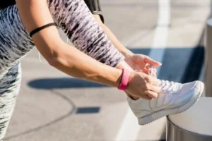 Wearing a fitness tracker *now* might improve your step count later, research shows
