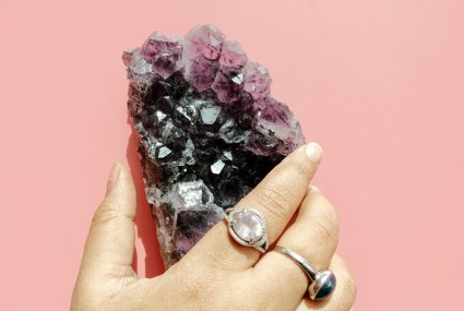 Man-Made and Natural Crystals Aren’t the Same—but Does This Affect Their Healing Powers?