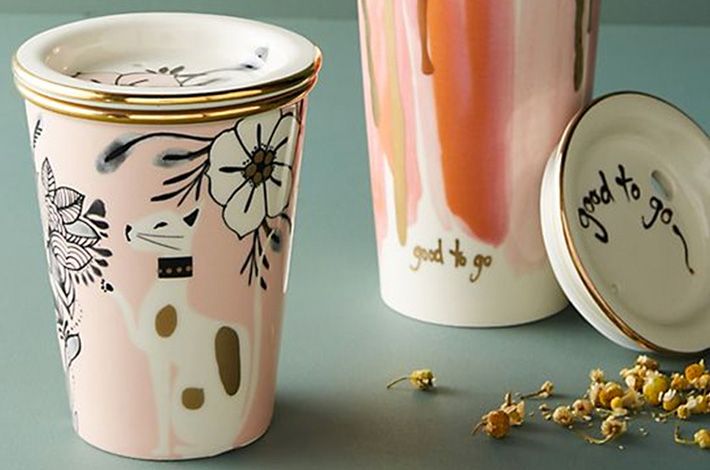 8 CHIC COFFEE MUGS TO UPGRADE YOUR MORNING CUP