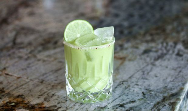 How to Make a Healthy-Ish Margarita for Cinco De Mayo