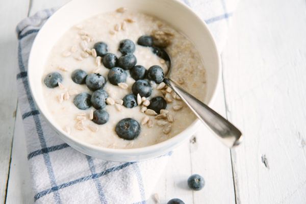 Oats Don't Contain Gluten, so Why Are "Gluten-Free Oats" a Thing?