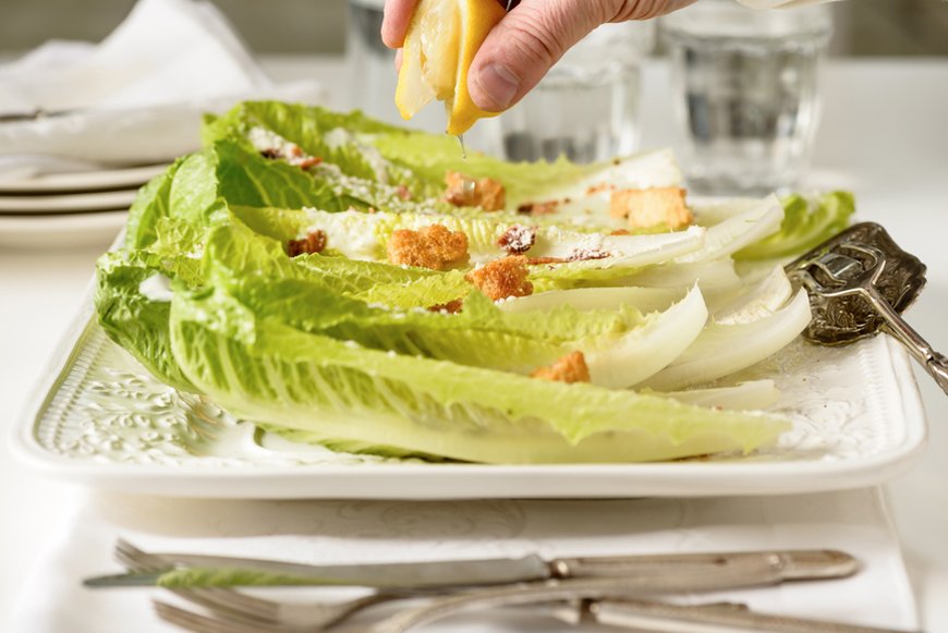 Pre-washed bagged lettuce has a risk of E. coli