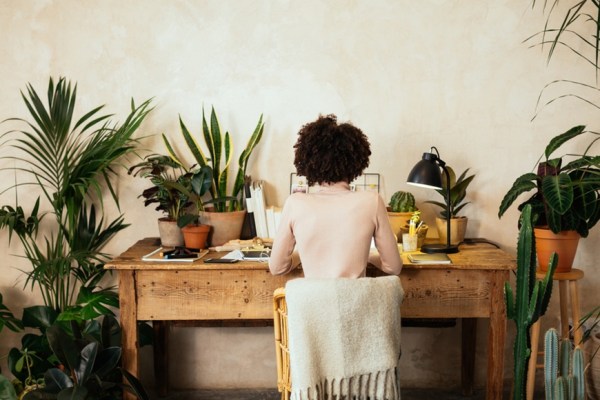 The Simple Healthy Tips That Make Working From Home Even Easier