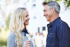 How to navigate the dating scene when you're in your 40s