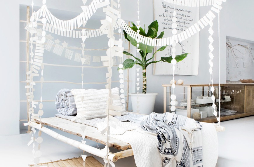 Dreamy hanging daybeds are trending on Pinterest