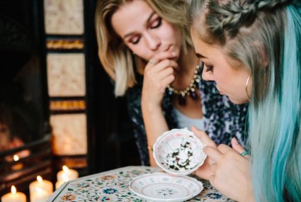 I Now Know Why People Are Addicted to Psychics—and It Has Nothing to Do With Seeing the Future