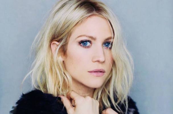 Brittany Snow Uses an All-Star Veggie to Make Vegan, Gluten-Free Taco Shells *and* Pizza Crust