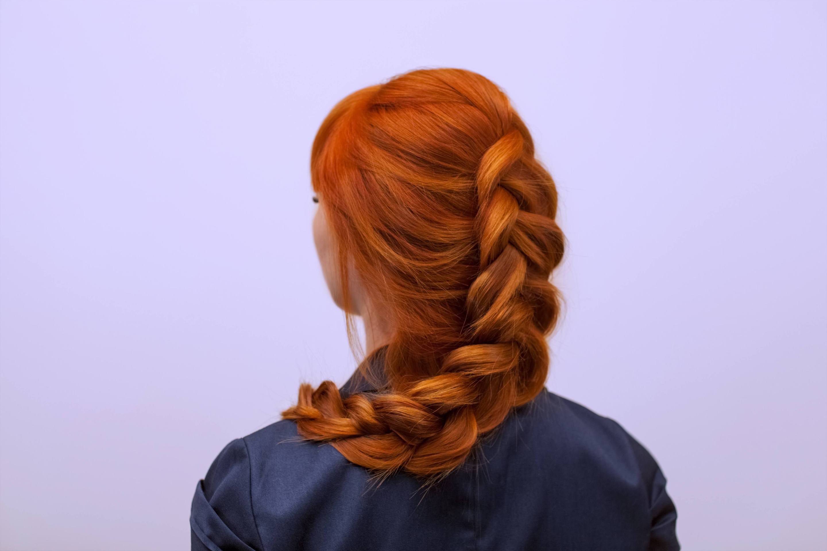 How to Dutch braid hair